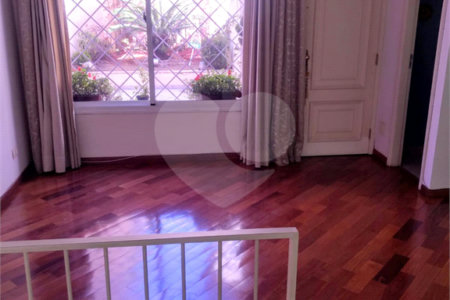 Casa à venda com 3 quartos, sendo 1 suíte,  no condomínio Villaggio DI Firenze, São Paulo - SP