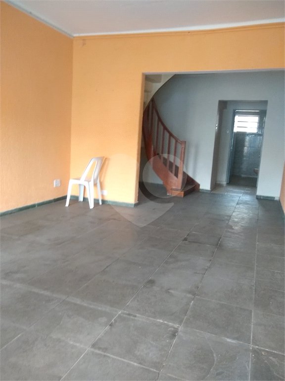 Sobrado à venda ou para alugar com 2 quartos, sendo 1 suíte, em Santana, São Paulo, SP