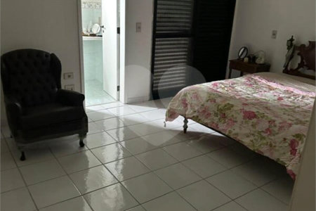 Apartamento para alugar com 4 quartos, sendo 2 suítes,  em Real Parque, São Paulo, SP