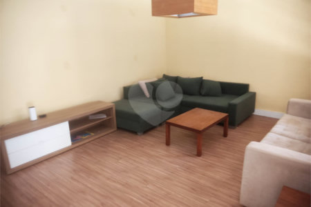 Chácara à venda ou para alugar com 3 quartos, sendo 1 suíte, em Chácaras Polozzi, Louveira, SP