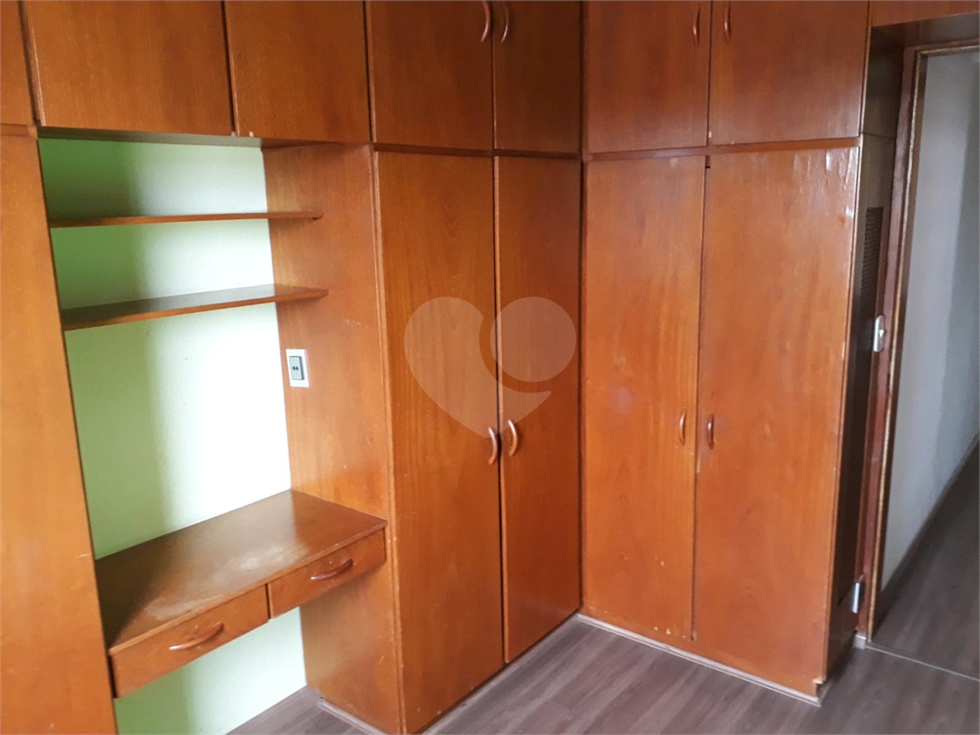 Apartamento à venda com 3 quartos no Centro, Poá, SP