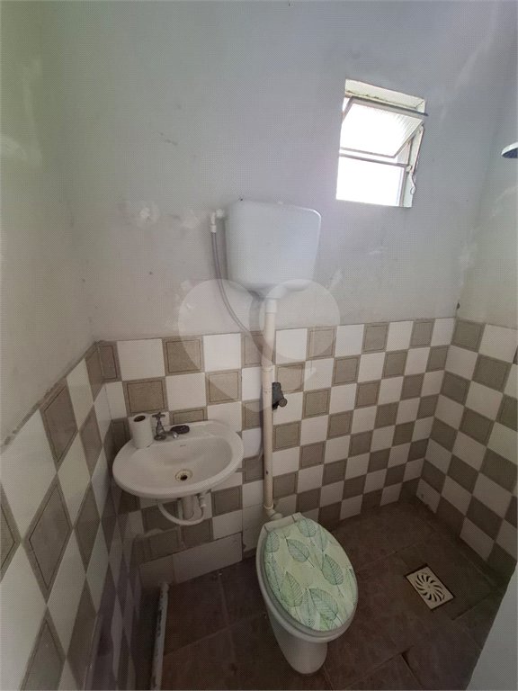 Casa à venda com 2 quartos, sendo 1 suíte, no condomínio Itatitara 999, Rio de Janeiro - RJ