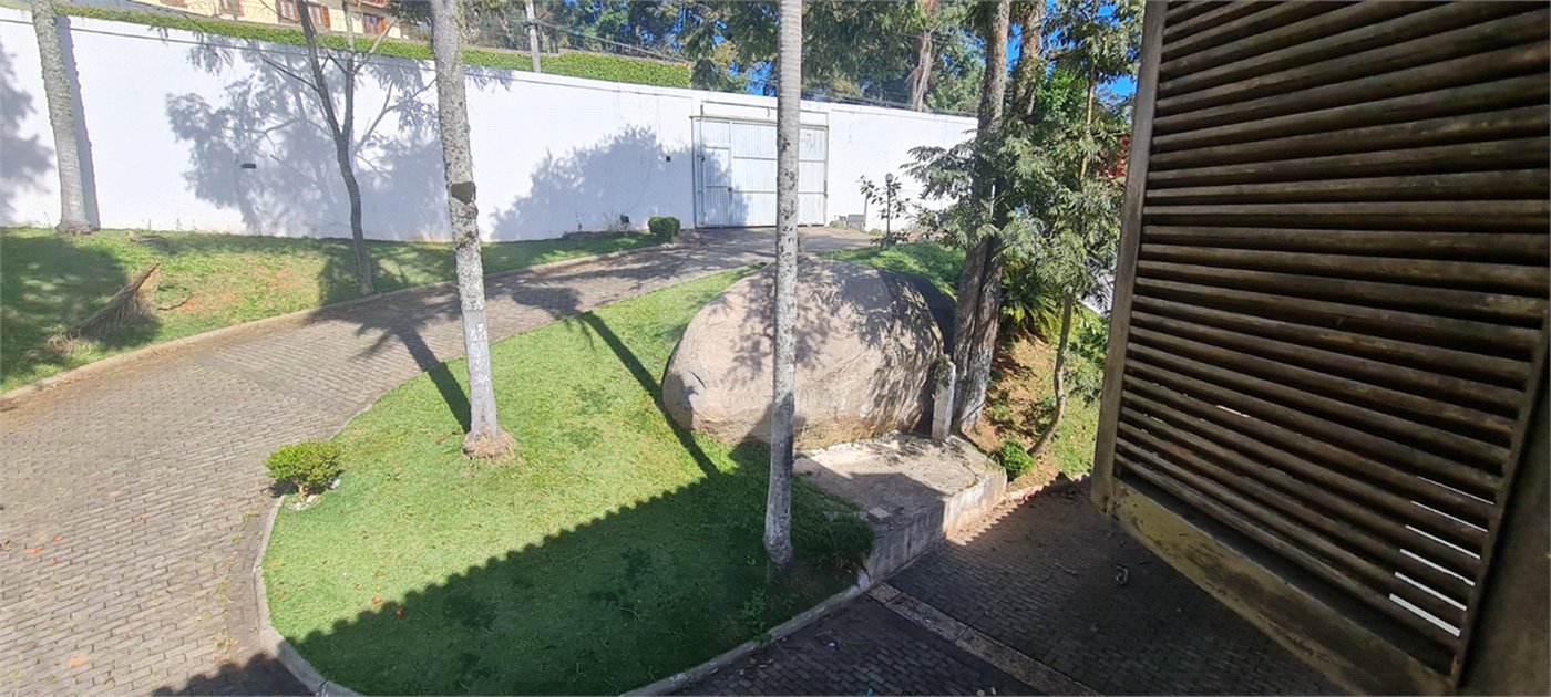 Casa à venda com 5 suítes em Roseira, Mairiporã, SP