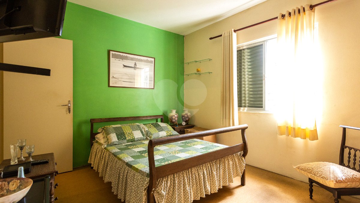 Casa à venda com 3 quartos, sendo 1 suíte, em Vila Cordeiro, São Paulo, SP