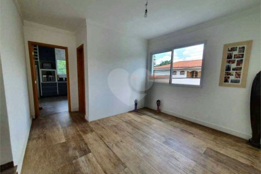 Sobrado à venda com 4 quartos, sendo 3 suítes, em Tremembé, São Paulo, SP