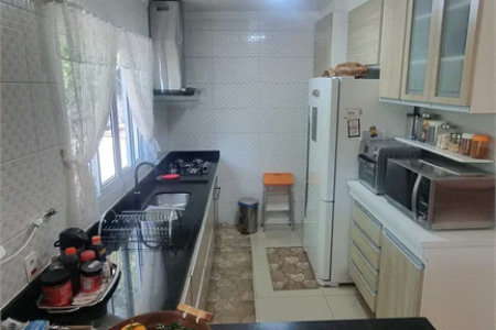 Sobrado à venda com 3 quartos em Jardim Germânia, São Paulo, SP