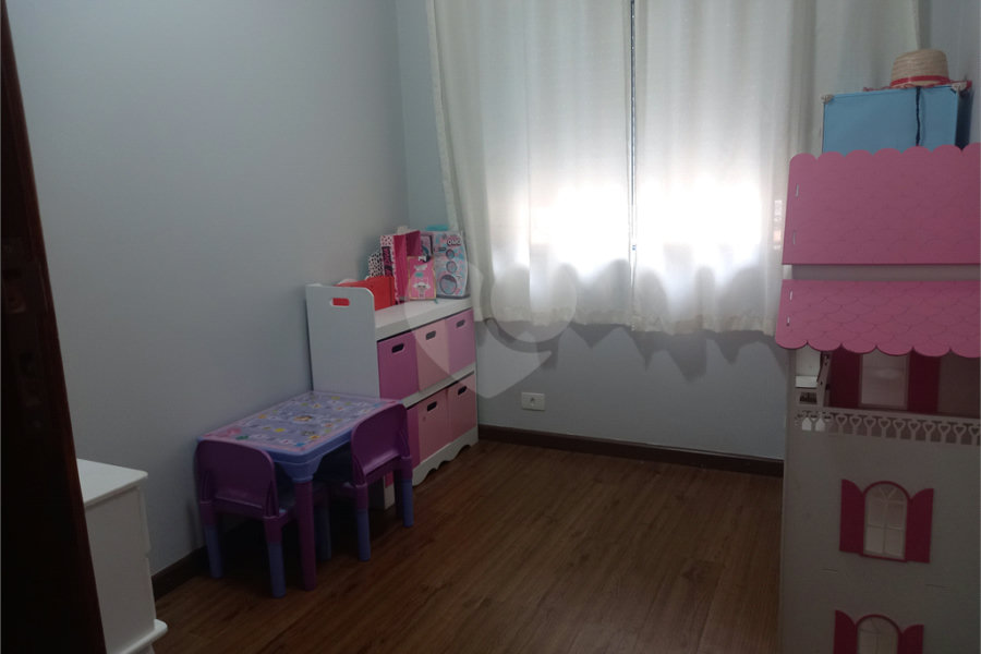 Sobrado à venda com 3 quartos, sendo 1 suíte,  em Tremembé, São Paulo, SP