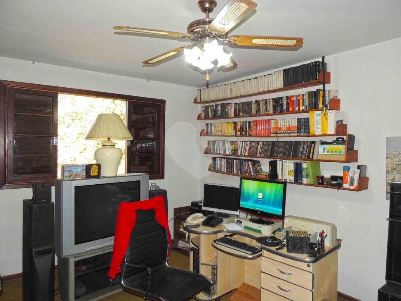 Casa de Vila à venda com 4 quartos, sendo 2 suítes, em Jardim dos Estados, São Paulo, SP