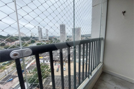 Apartamento à venda com 2 quartos em Vila Anastácio, São Paulo, SP