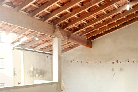 Casa à venda com 3 quartos, sendo 1 suíte,  no condomínio Altos de Poa, Poá - SP
