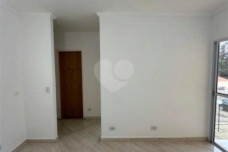 Apartamento no Condomínio Recanto Verde, com 59 m².