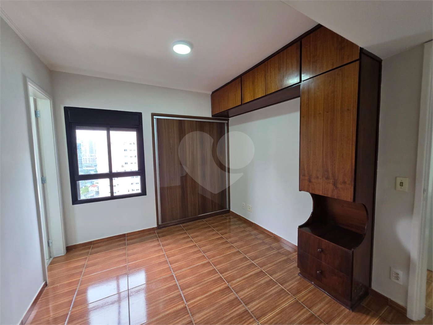 Apartamento à venda com 2 quartos, sendo 1 suíte, em Vila Olímpia, São Paulo, SP