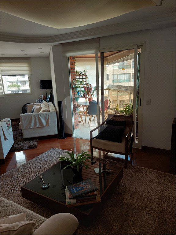 Apartamento à venda com 3 suítes em Jardim Ampliação, São Paulo, SP