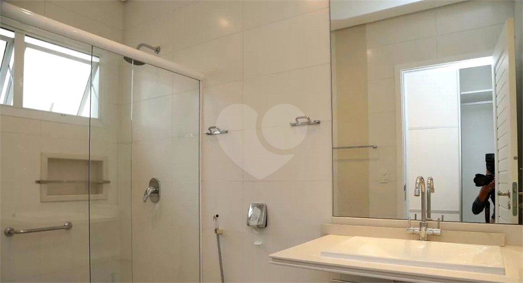 Casa à venda com 3 suítes no condomínio Residencial Morumbi, São Paulo - SP
