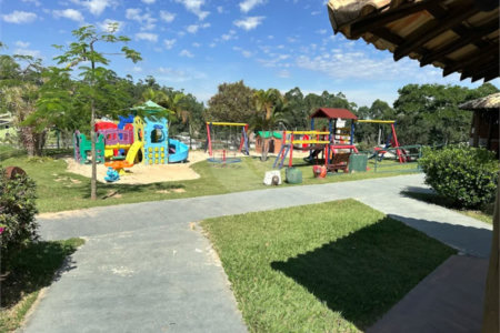 Casa à venda com 3 suítes no condomínio Colinas de Inhandjara, Itupeva - SP