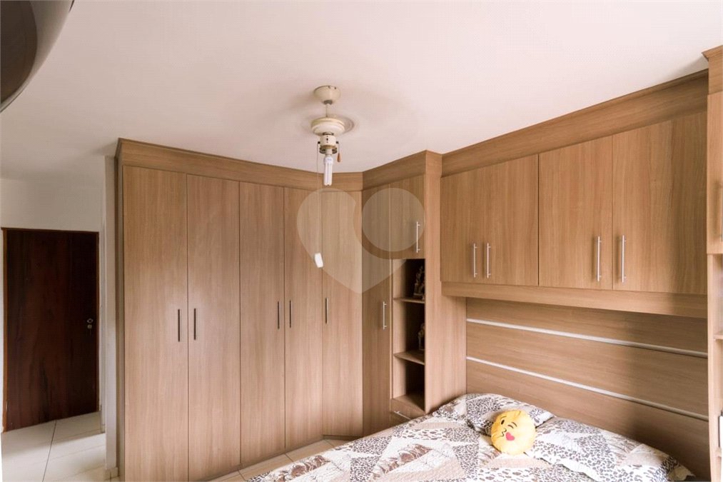 Sobrado à venda com 3 quartos, sendo 1 suíte,  em Vila Mazzei, São Paulo, SP