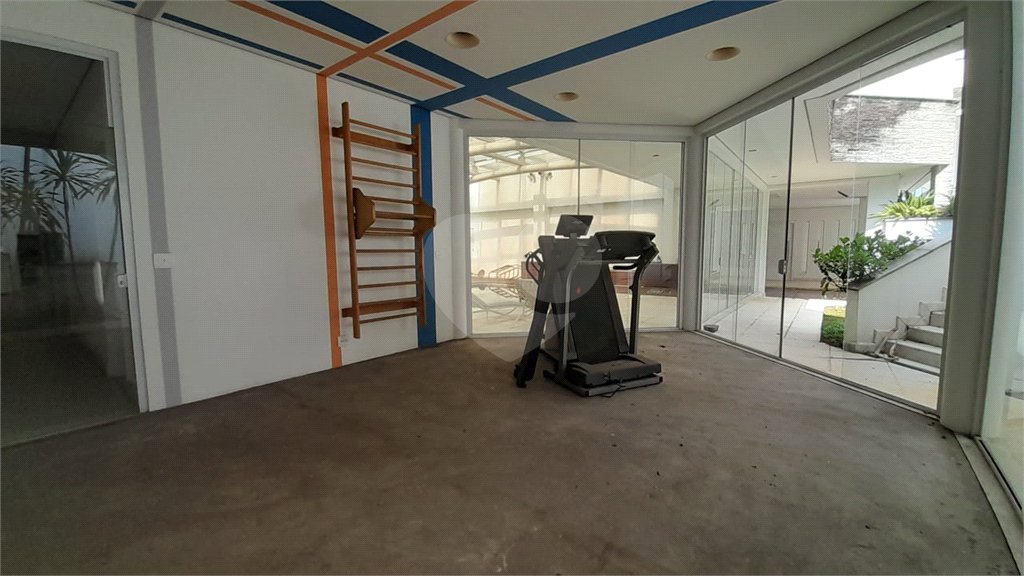 Sobrado à venda com 6 quartos, sendo 5 suítes, no Centro, São Bernardo do Campo, SP
