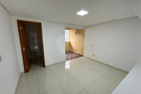 Casa de Vila para alugar com 4 suítes em Vila Romana, São Paulo, SP