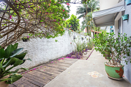 Casa Térrea à venda com 3 quartos, sendo 2 suítes, em Jardim Prudência, São Paulo, SP