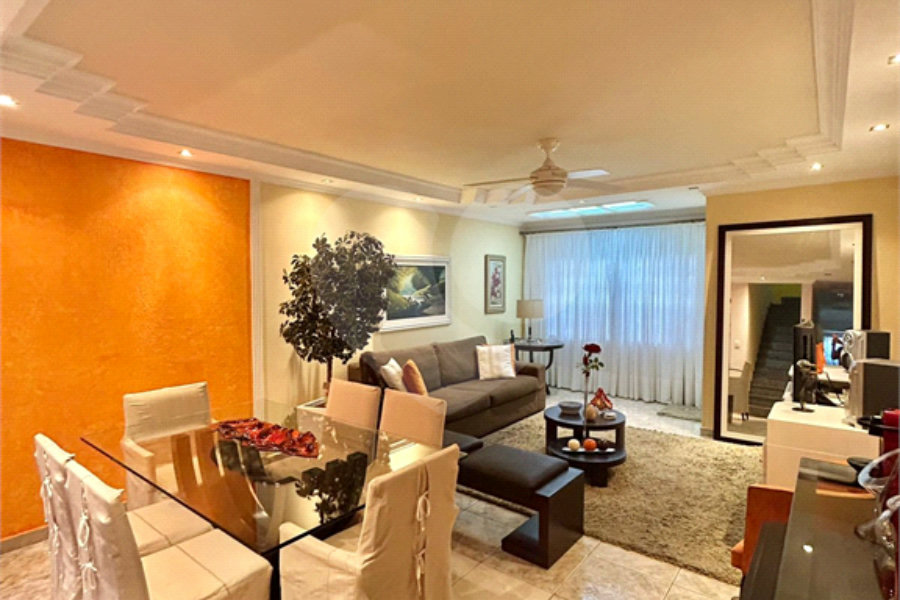 Casa à venda com 3 quartos, sendo 1 suíte, em Tucuruvi, São Paulo, SP