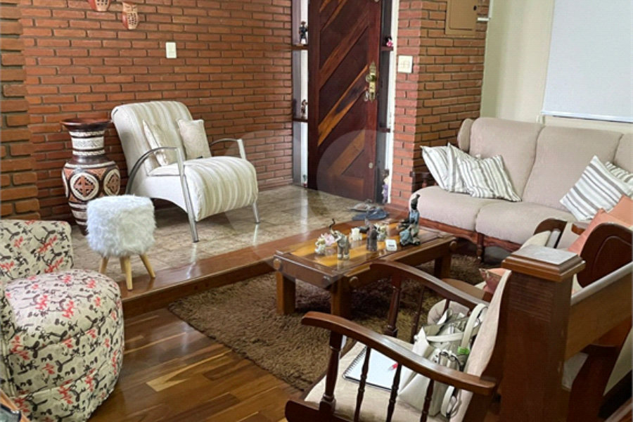 Casa à venda com 3 quartos, sendo 1 suíte, em Freguesia do Ó, São Paulo, SP