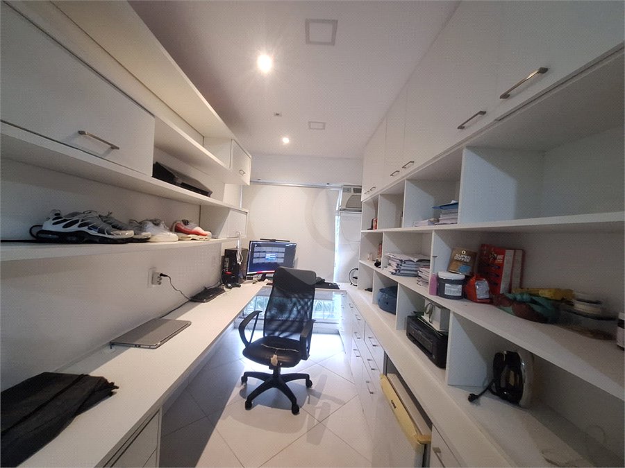 Apartamento à venda com 2 quartos, sendo 1 suíte, em Rio Comprido, Rio de Janeiro, RJ