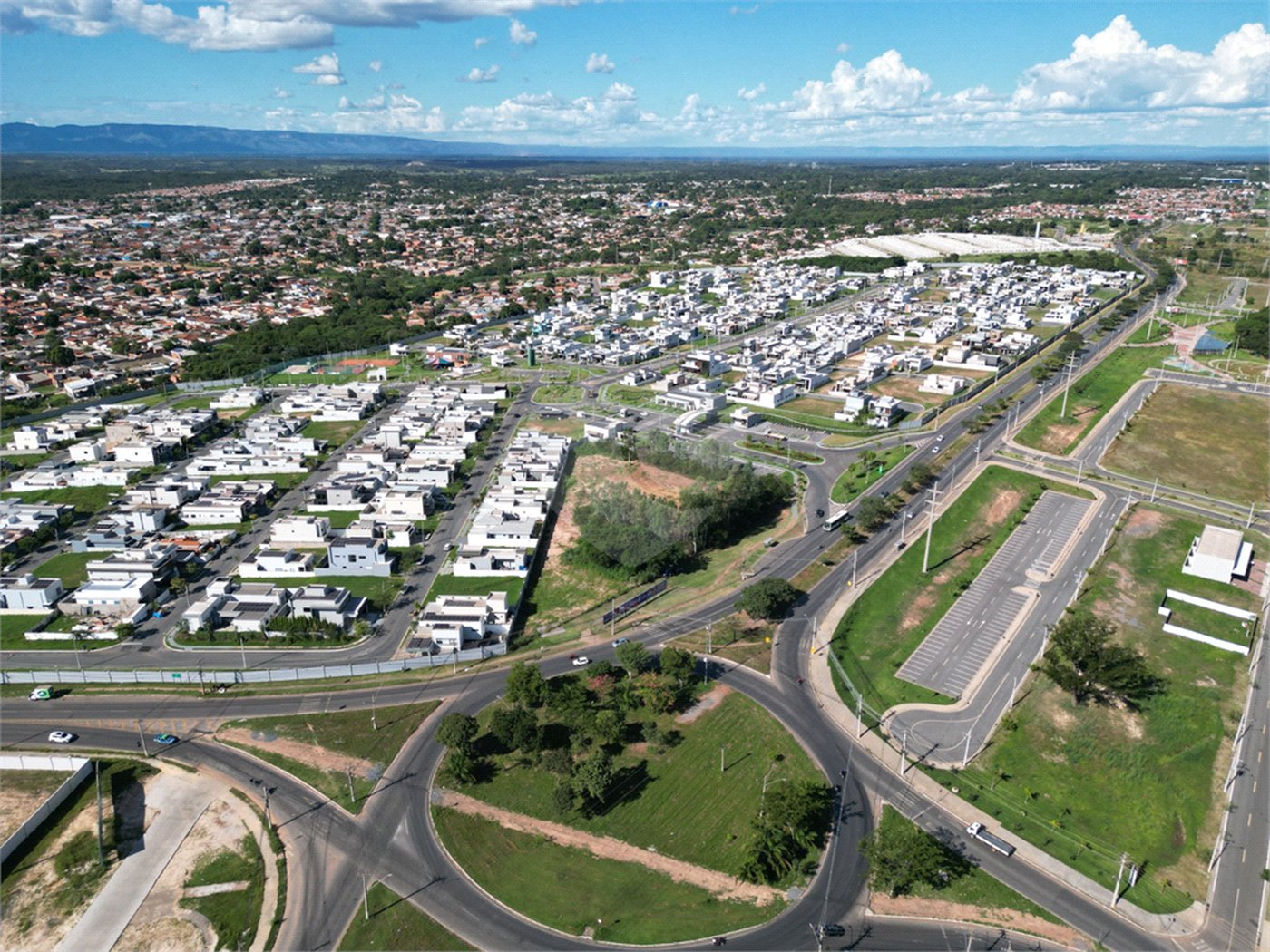 Terreno à venda no condomínio Primor das Torres, Cuiabá - MT