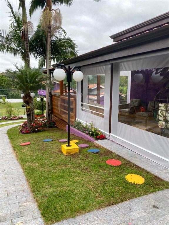 Casa à venda com 7 suítes no condomínio Capela do Barreiro, Itatiba - SP