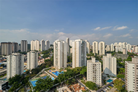 Apartamento à venda com 3 quartos, sendo 1 suíte, em Jardim Marajoara, São Paulo, SP