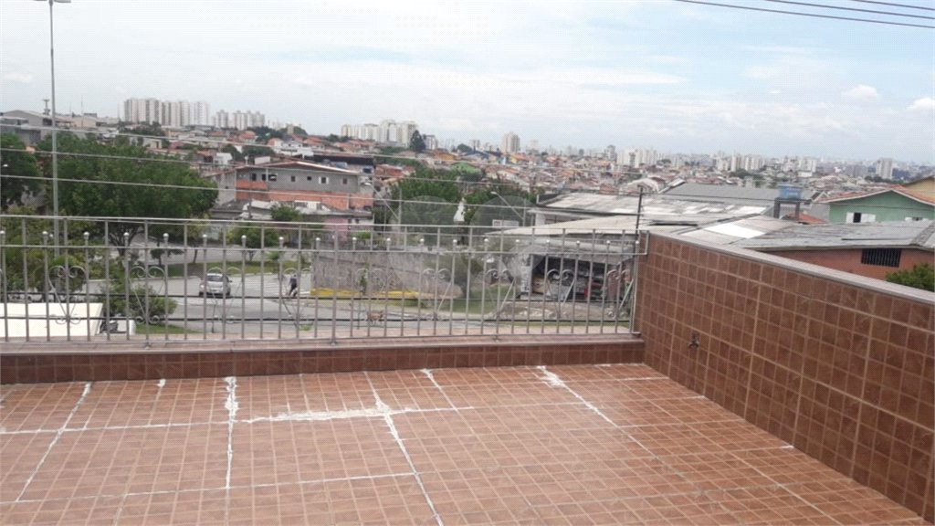 Sobrado à venda com 3 quartos, sendo 1 suíte, em Parque Continental I, Guarulhos, SP