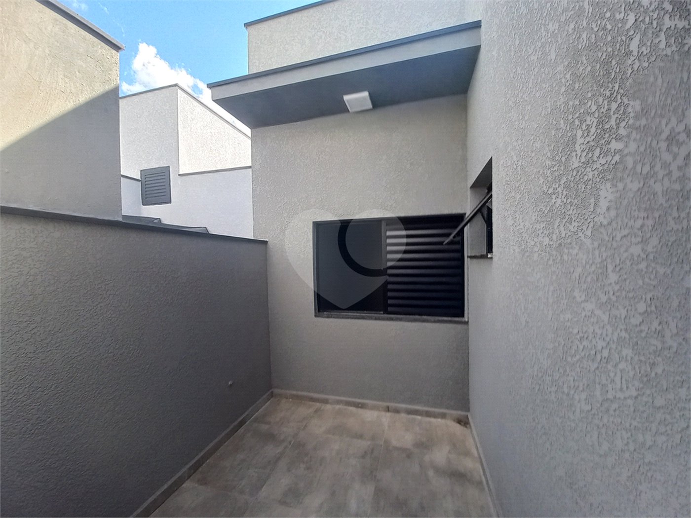 Casa à venda com 3 quartos, sendo 1 suíte, no condomínio Horto Florestal Villagio, Sorocaba - SP