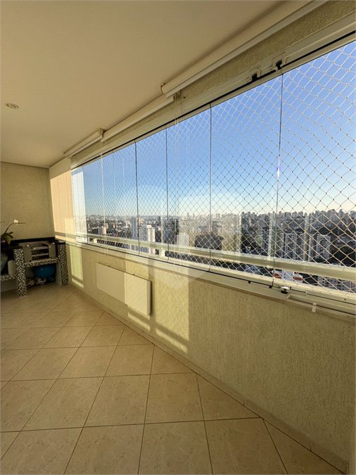 Apartamento à venda com 3 quartos, sendo 1 suíte,  em Vila Dom Pedro II, São Paulo, SP