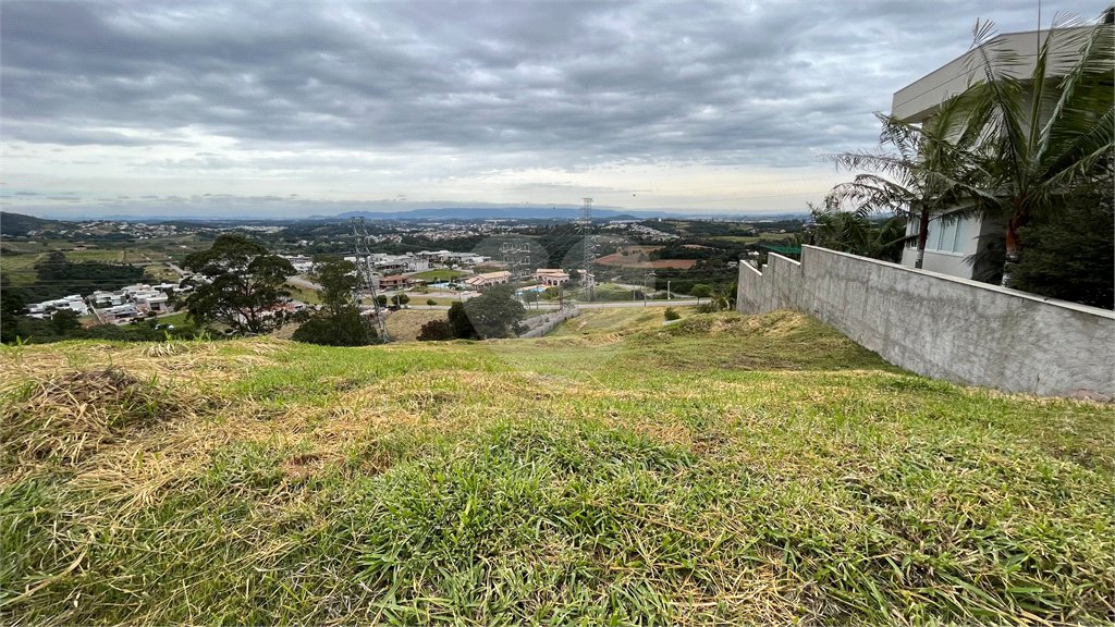 Terreno à venda no condomínio Residencial Campo de Toscana, Vinhedo - SP
