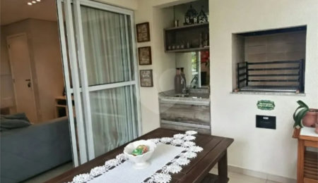 Apartamento à venda com 3 quartos, sendo 1 suíte,  em Vila Gomes, São Paulo, SP