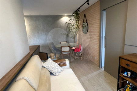 Apartamento à venda com 2 quartos, sendo 1 suíte, em Jardim São Carlos, Sorocaba, SP