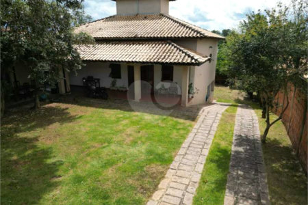 Chácara à venda com 3 quartos, sendo 1 suíte, em Colinas de Indaiatuba, Indaiatuba, SP