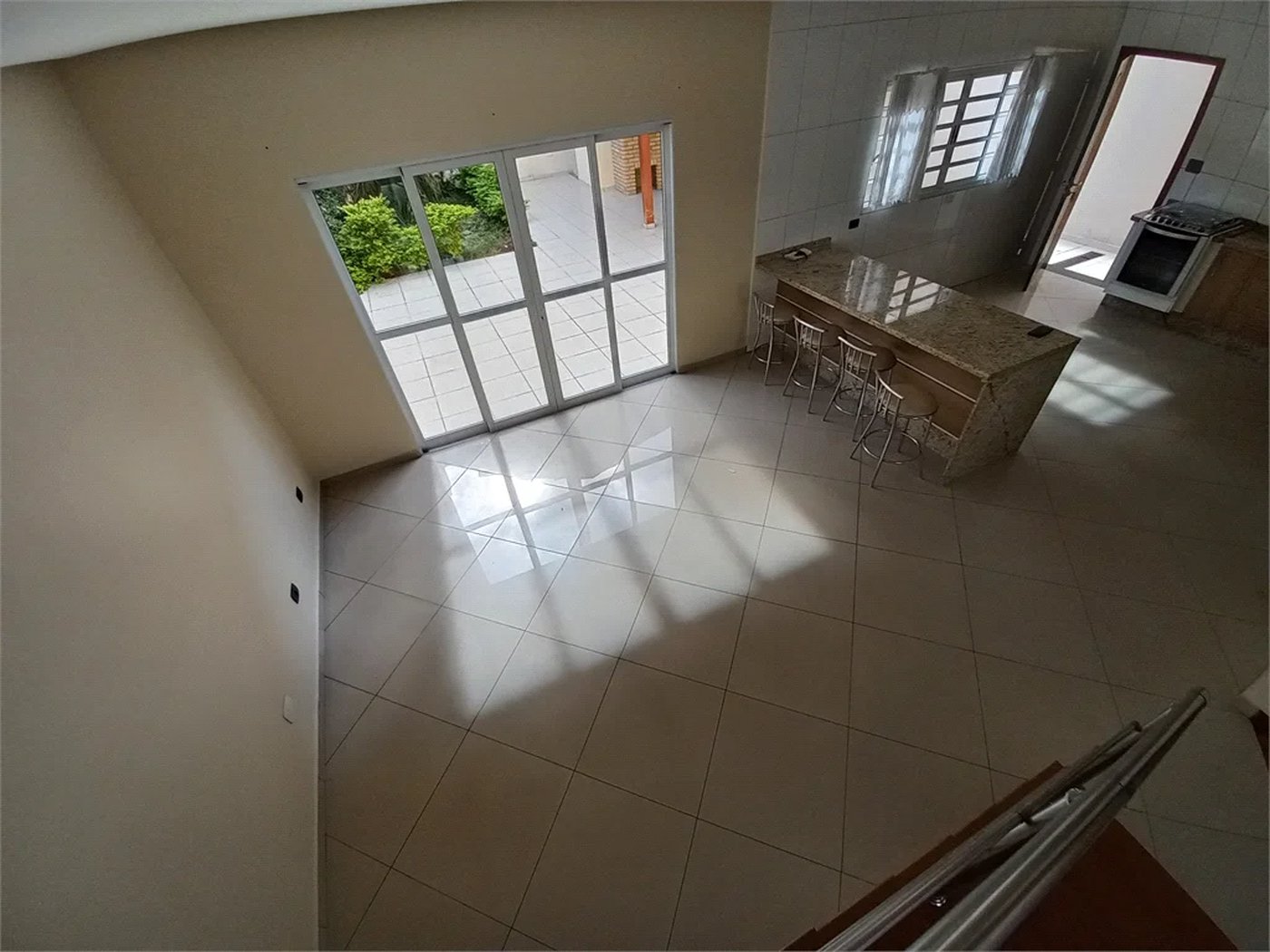 Sobrado à venda com 3 quartos, sendo 1 suíte, em Lar São Paulo, São Paulo, SP