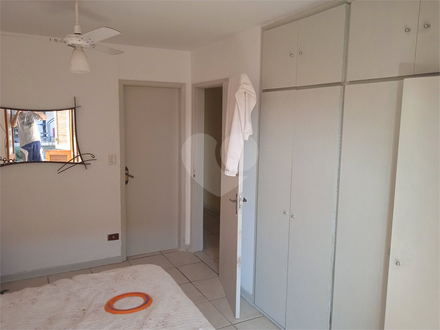 Casa à venda com 8 quartos, sendo 3 suítes, em Jardim Terceiro Centenário, Atibaia, SP