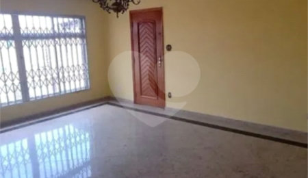 Casa à venda com 3 quartos, sendo 1 suíte,  em Vila Maria, São Paulo, SP