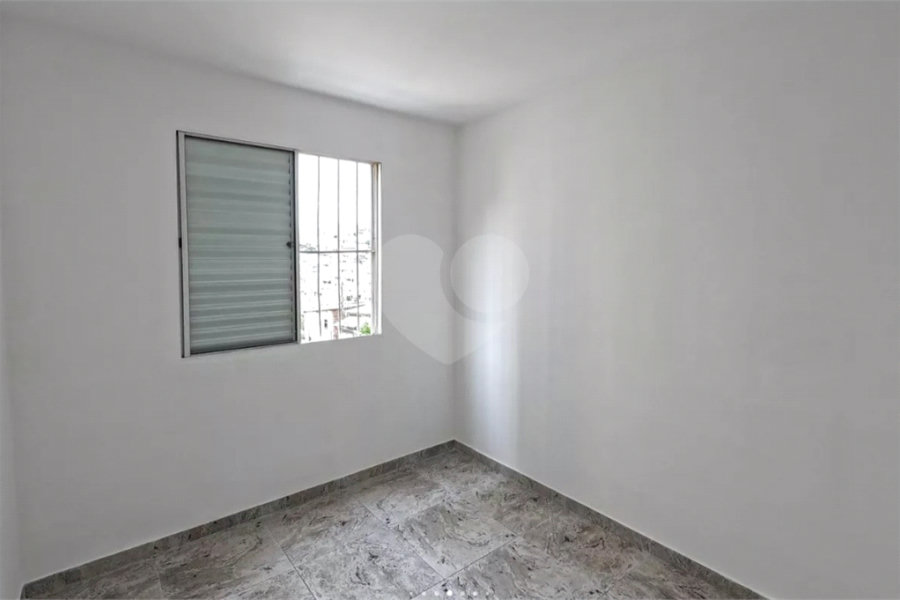 Apartamento à venda com 2 quartos em Horto, São Paulo, SP