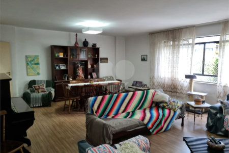 Apartamento à venda com 3 quartos, sendo 1 suíte, em Liberdade, São Paulo, SP