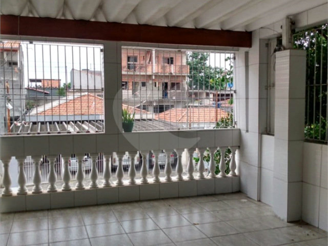 Sobrado à venda com 4 quartos, sendo 1 suíte,  em Parque Edu Chaves, São Paulo, SP