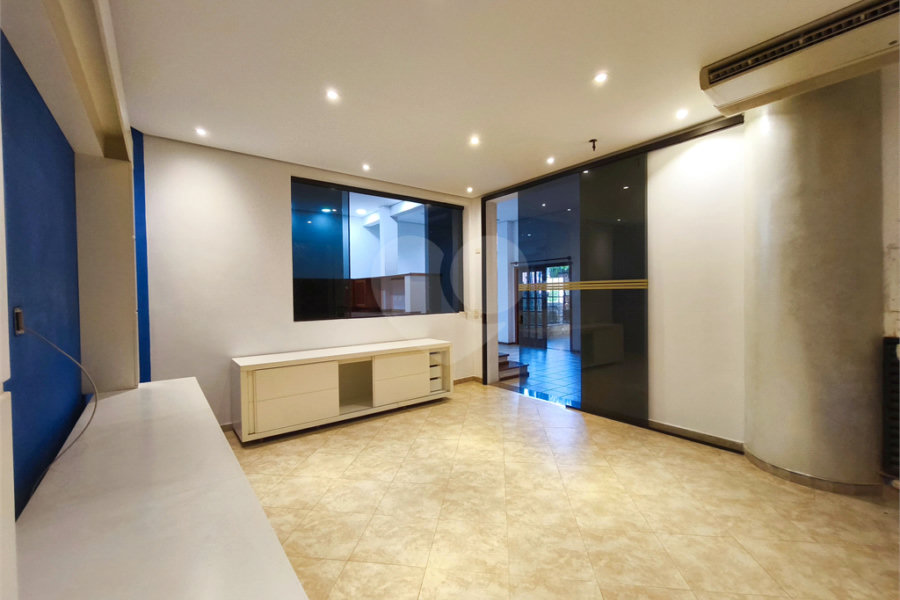 Casa à venda com 3 suítes no condomínio Jd Itatinga, São Paulo - SP