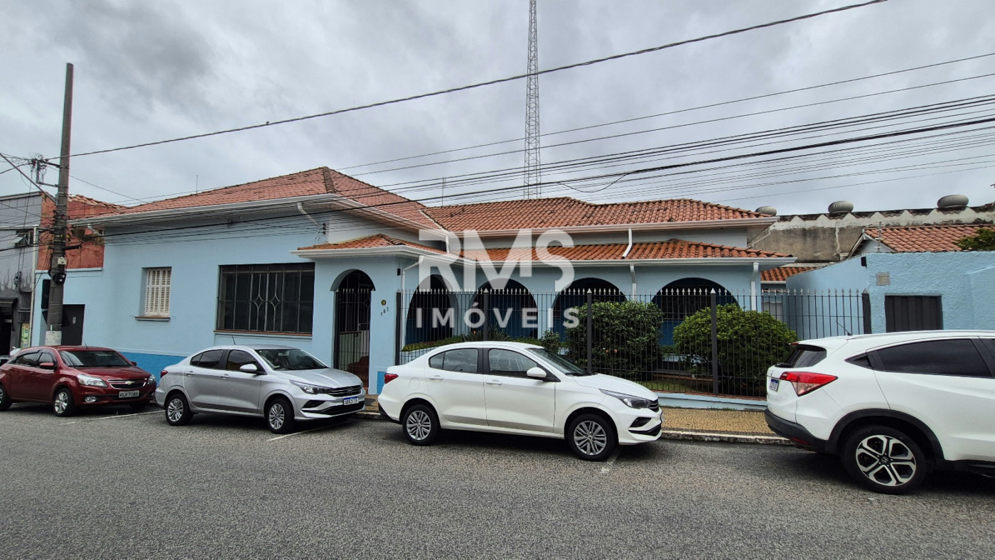 Casa à venda com 3 quartos no Centro, Itu, SP