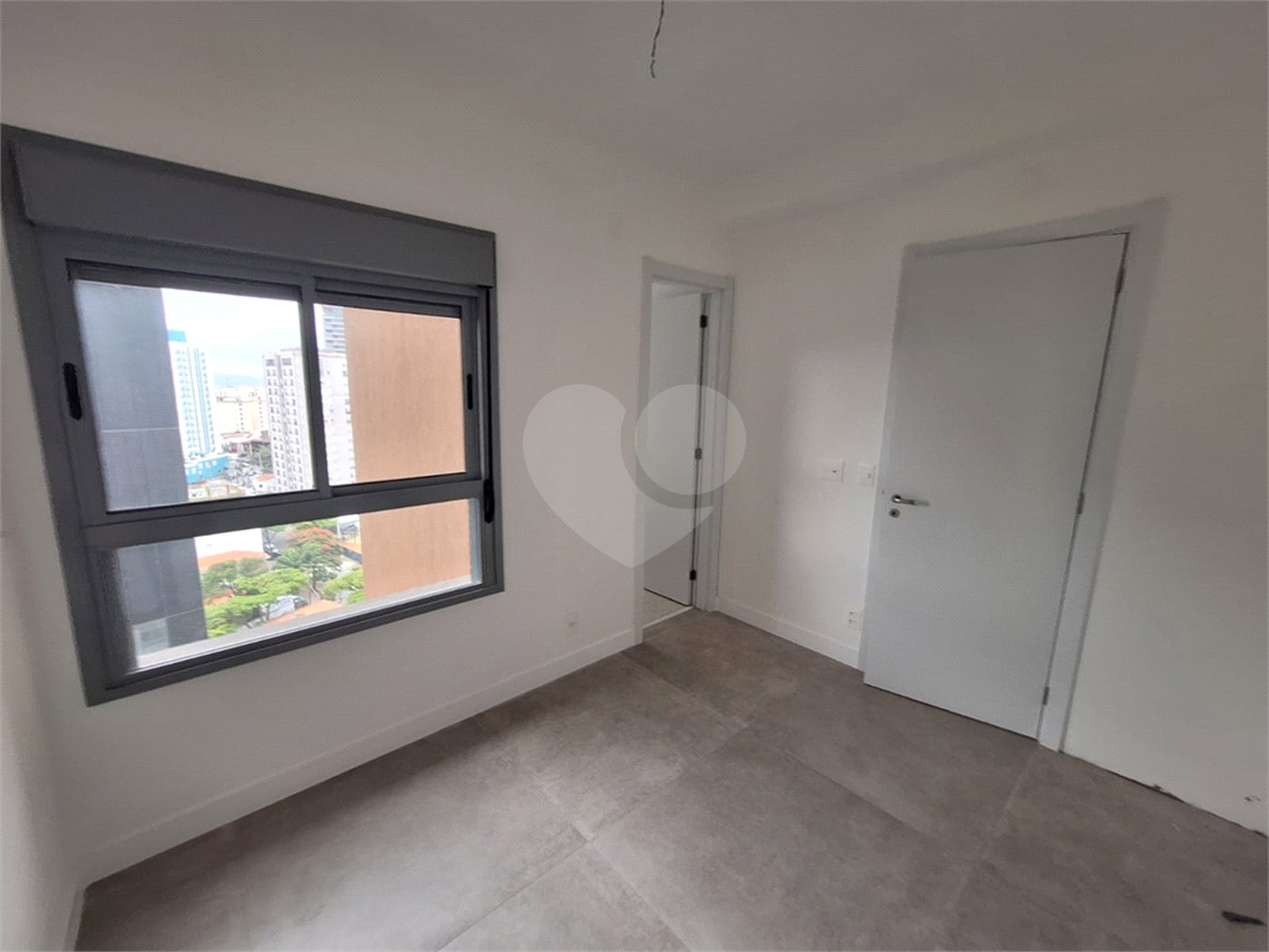 Apartamento à venda com 3 suítes em Sumarezinho, São Paulo, SP