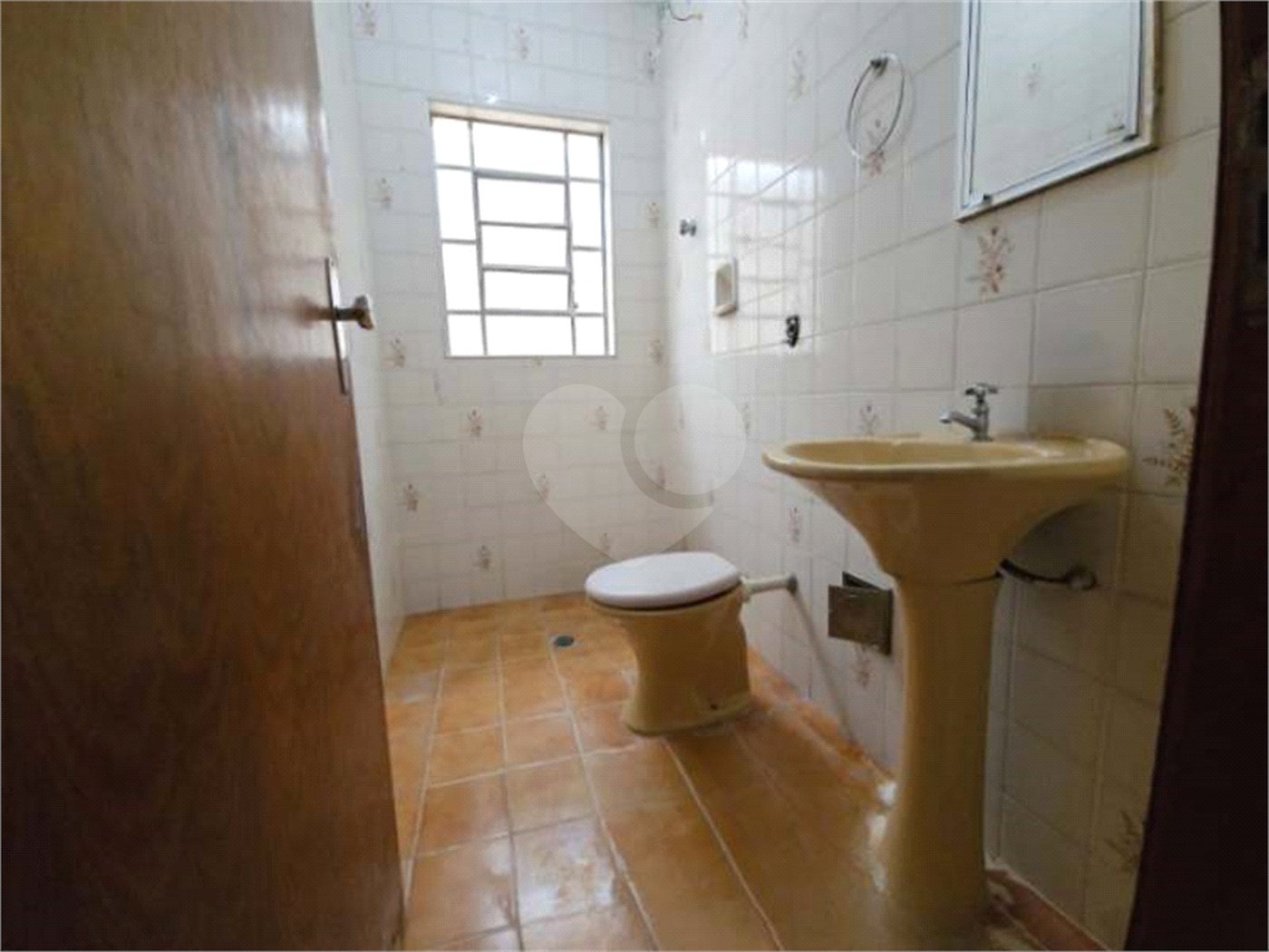 Casa à venda com 4 quartos, sendo 1 suíte, em Jaguara, São Paulo, SP