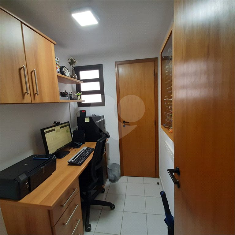 Apartamento à venda com 3 quartos, sendo 1 suíte, em Campo Belo, São Paulo, SP