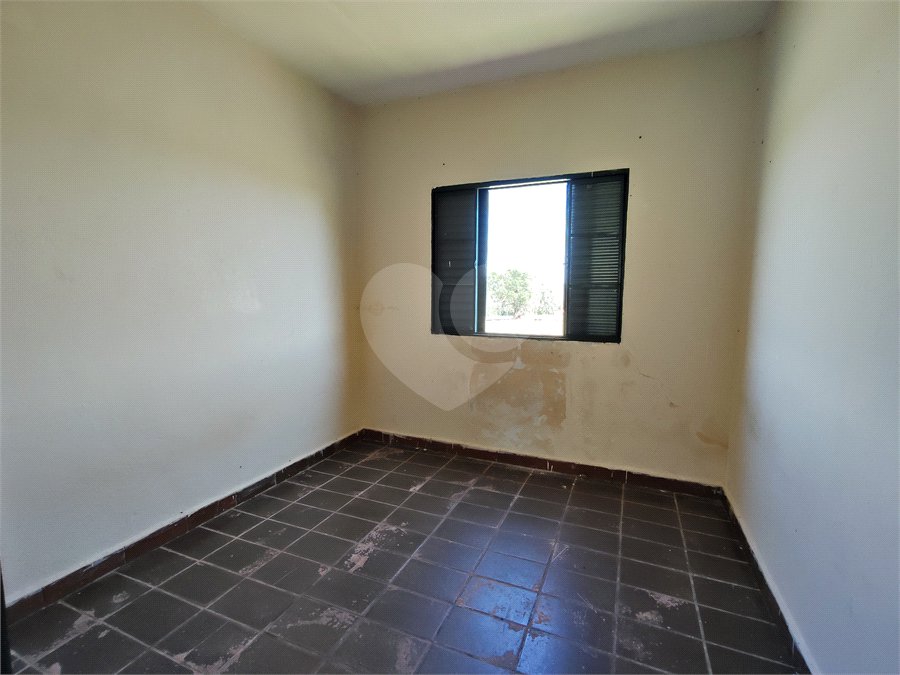 Fazenda para alugar com 3 quartos em Vila Santana, Itapetininga, SP