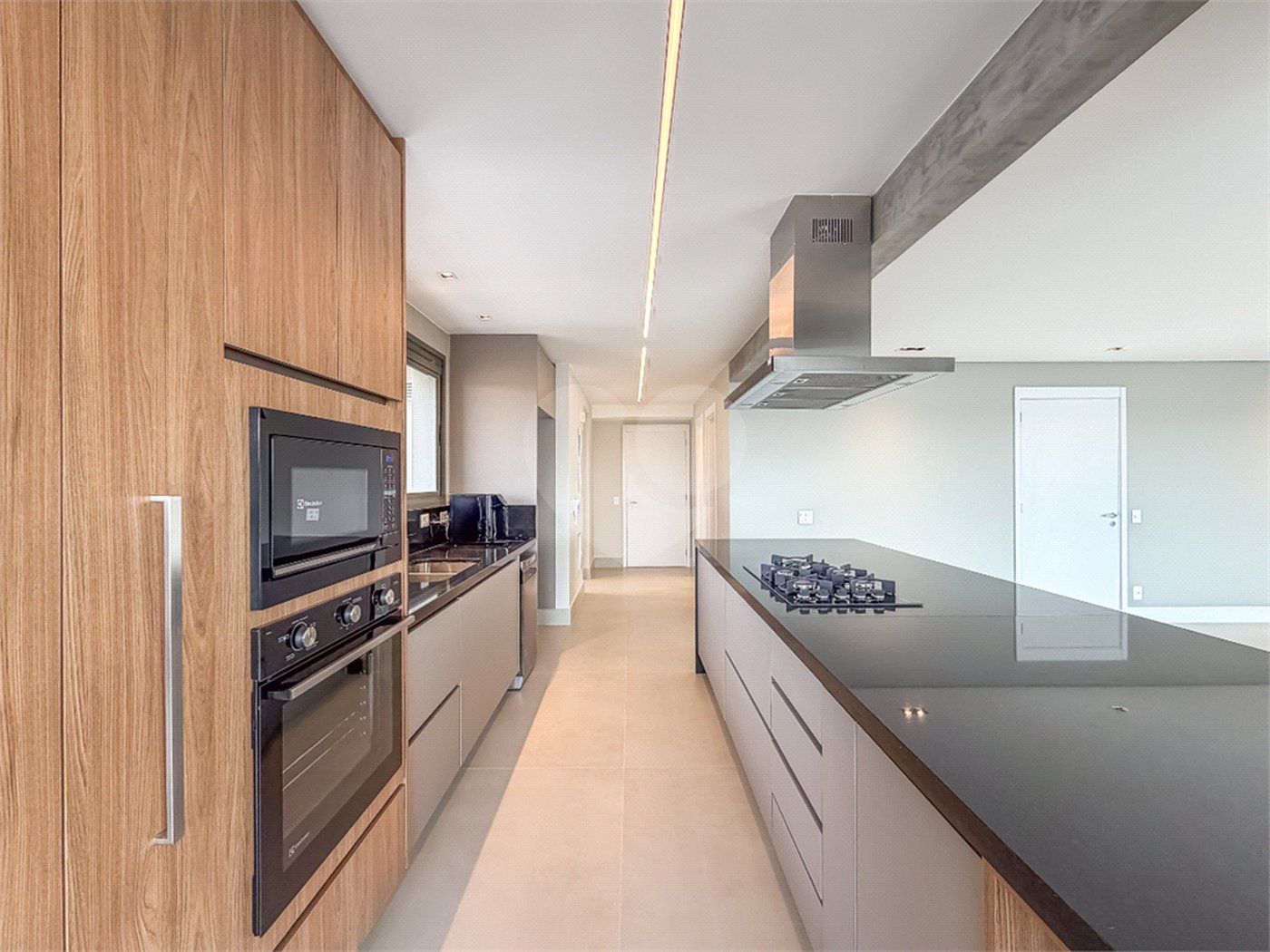 Apartamento à venda com 4 quartos, sendo 2 suítes, em Brooklin, São Paulo, SP