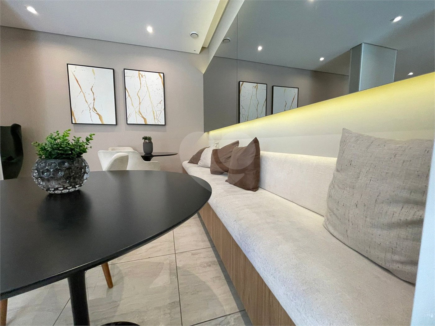 Apartamento à venda com 3 quartos, sendo 1 suíte, em Tucuruvi, São Paulo, SP